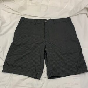 Men Callaway Gray Black Checkered Golf Shorts Size 36